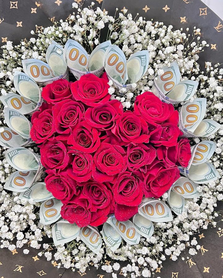 💐 MONEY BOUQUETS (2 OPTIONS)